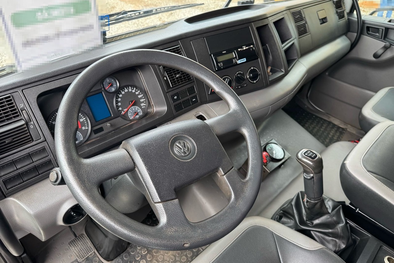 Volkswagen 17-230 E Constellation (DIESEL)(E5) -  4