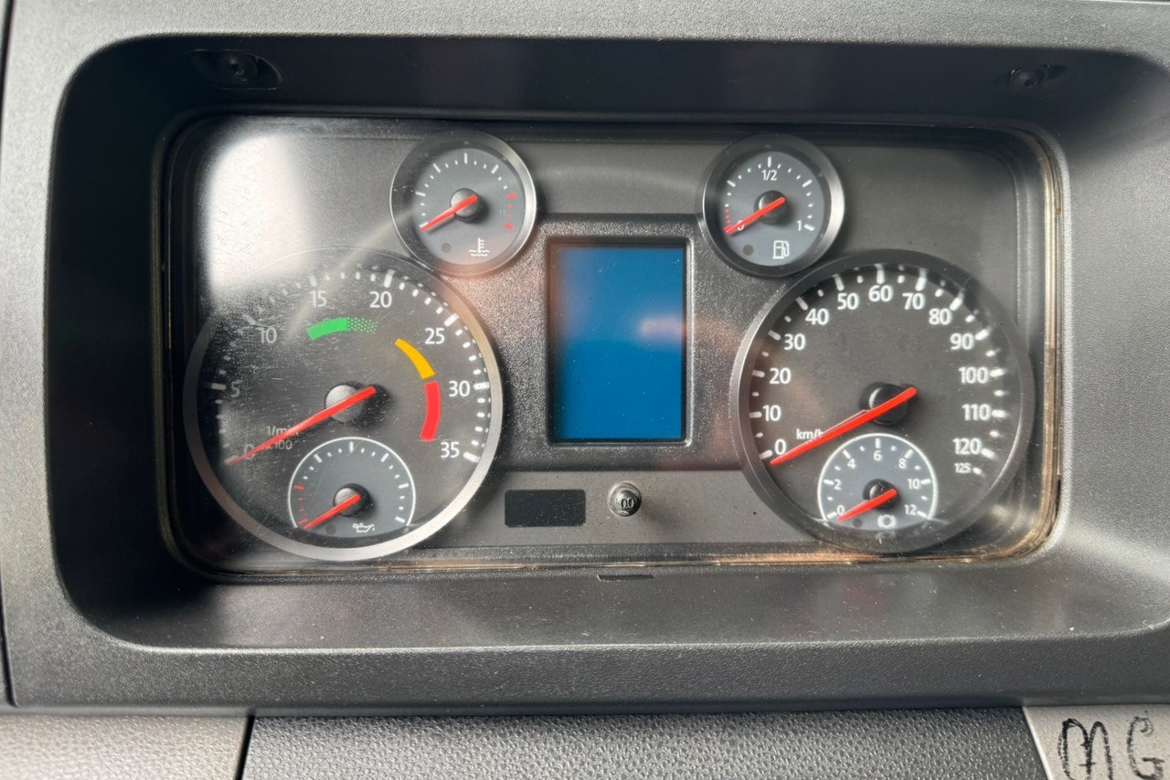 Volkswagen 17-230 E Constellation (DIESEL)(E5) -  5