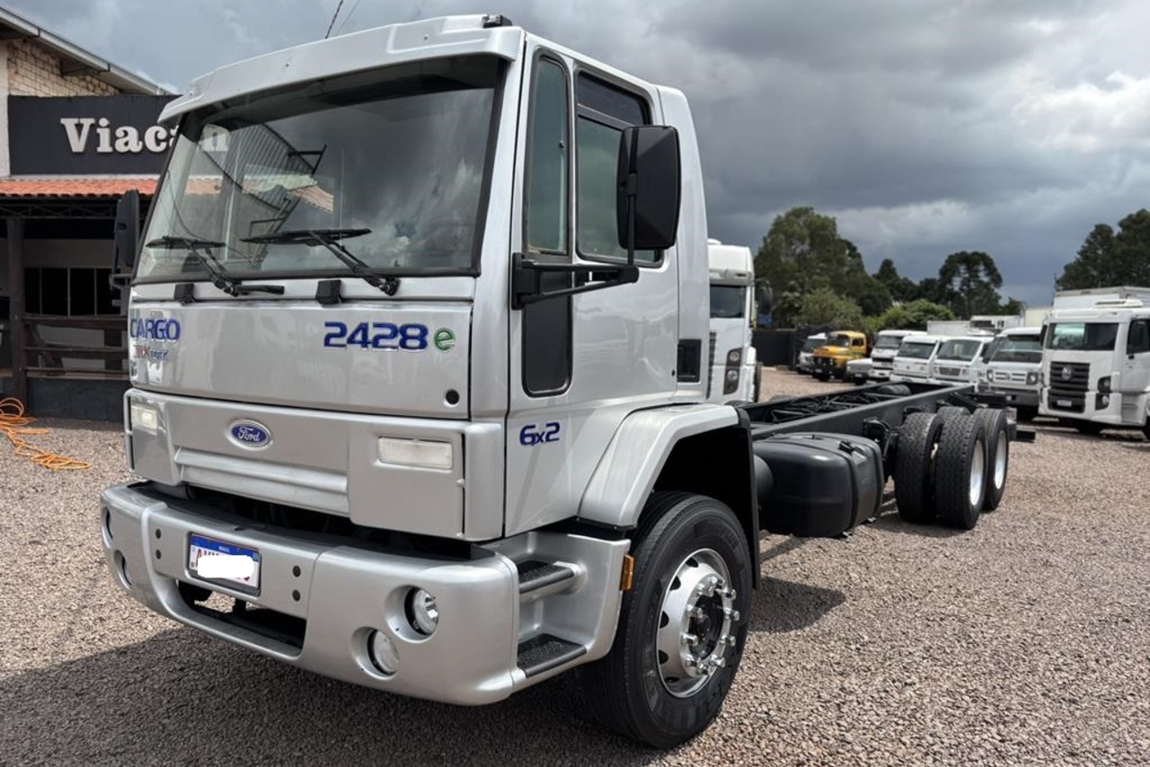 Ford Cargo2428 - 10/11 4
