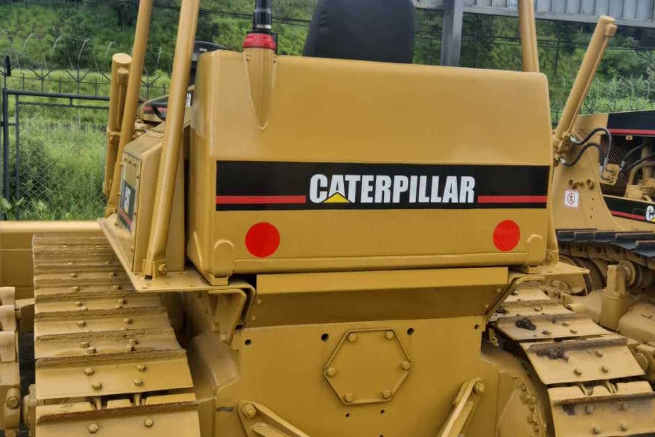 Caterpillar D6D - 81/82 4