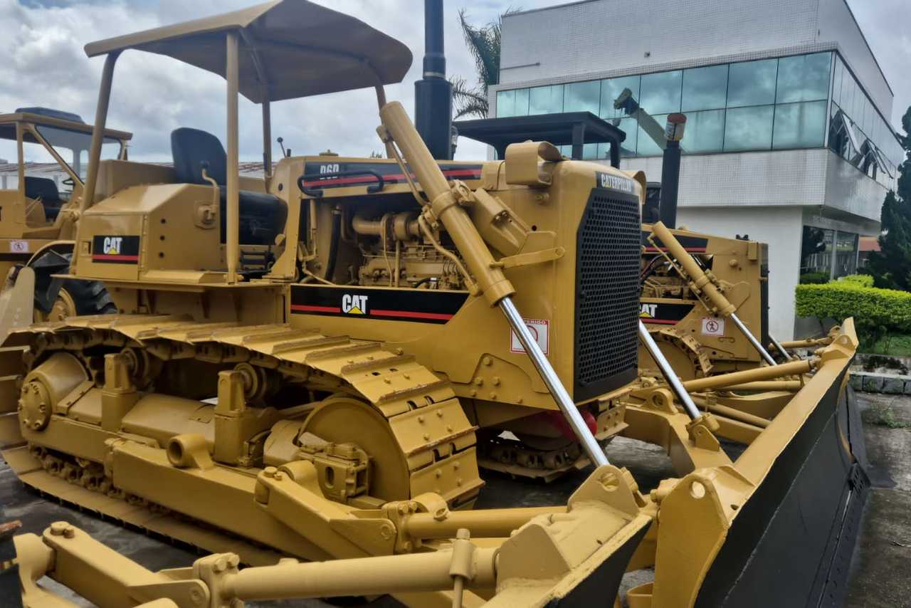 Caterpillar D6D - 81/82 5