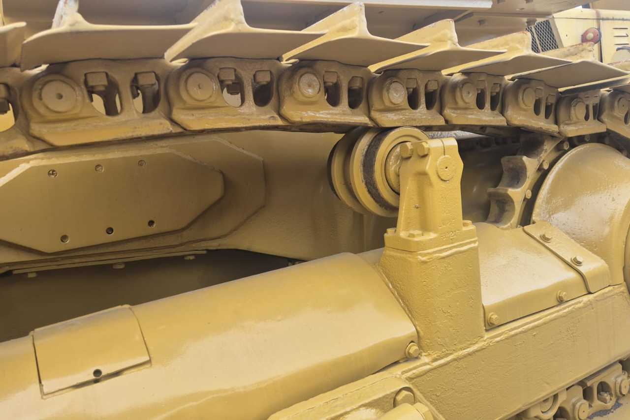 Caterpillar D6D - 81/82 6