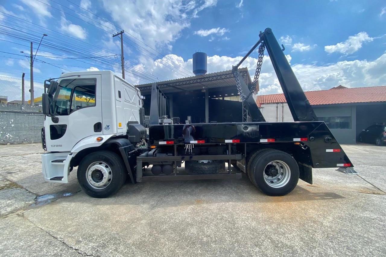Ford Cargo1729 - 16/17 12