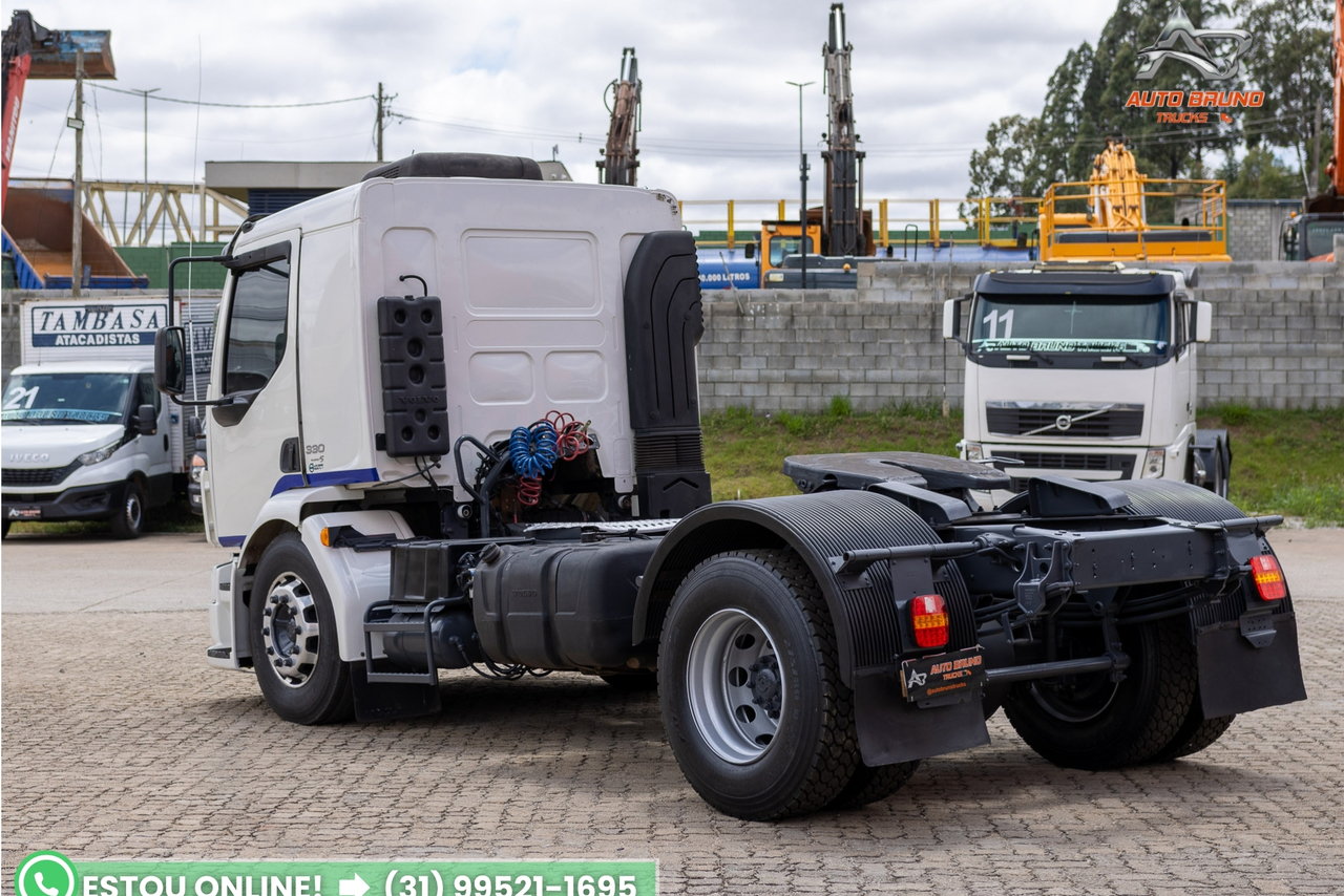 Volvo VM 330 - 13/13 3