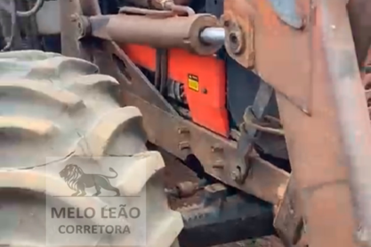 Valtra 800 - 02/02 14
