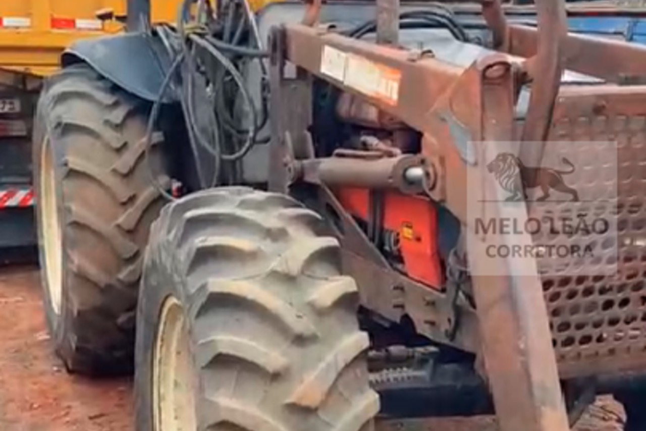 Valtra 800 - 02/02 15