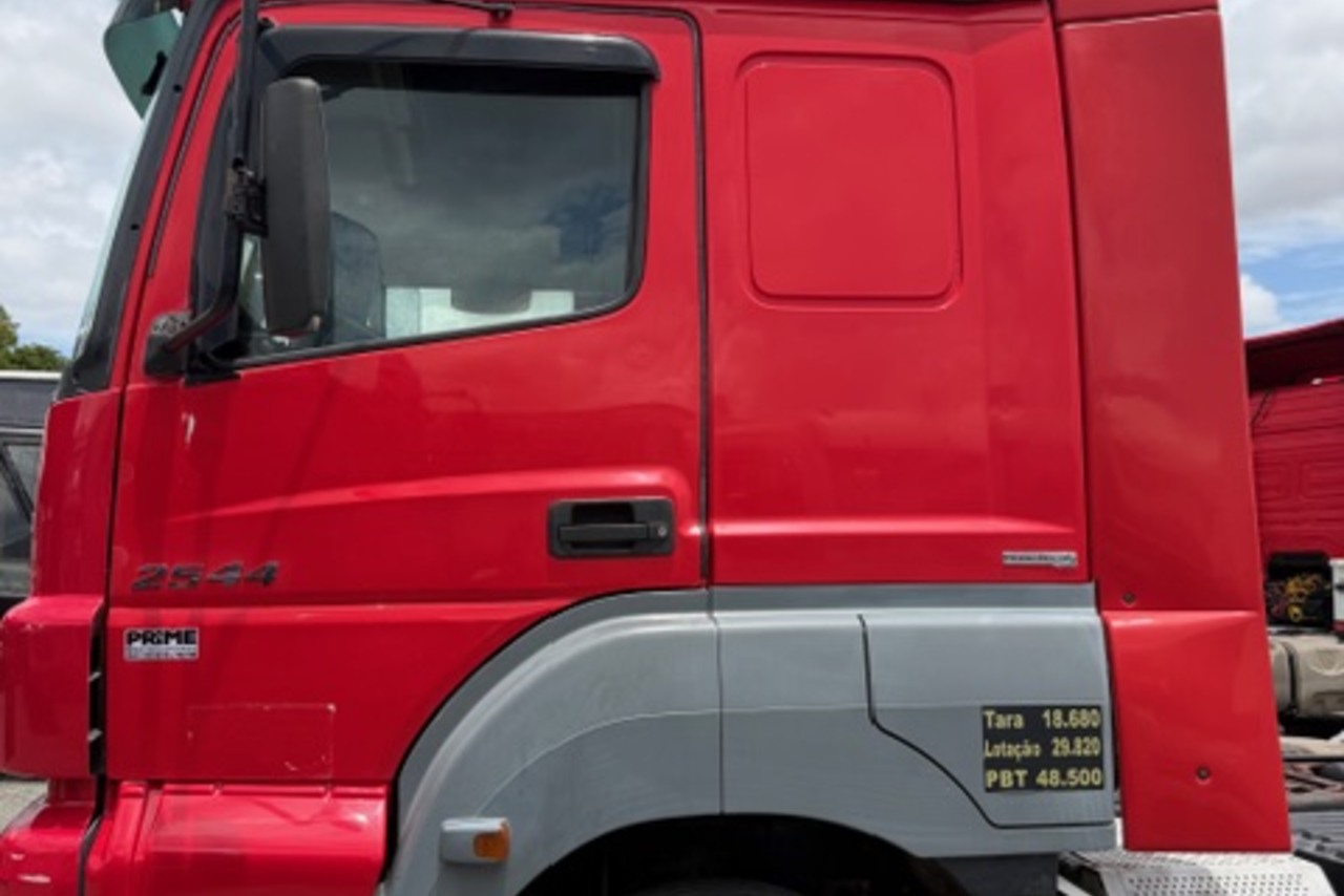 Mercedes Benz Axor 2544 - 13/13 3