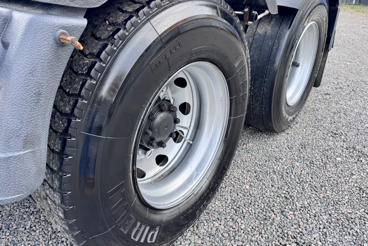 Volkswagen 25-360 6x2 Constellation - 21/22 3