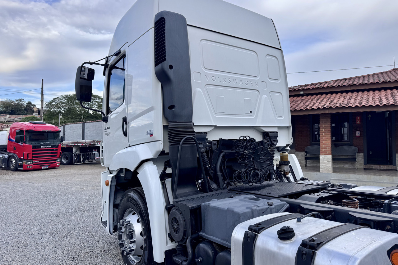 Volkswagen 25-360 6x2 Constellation - 21/22 5