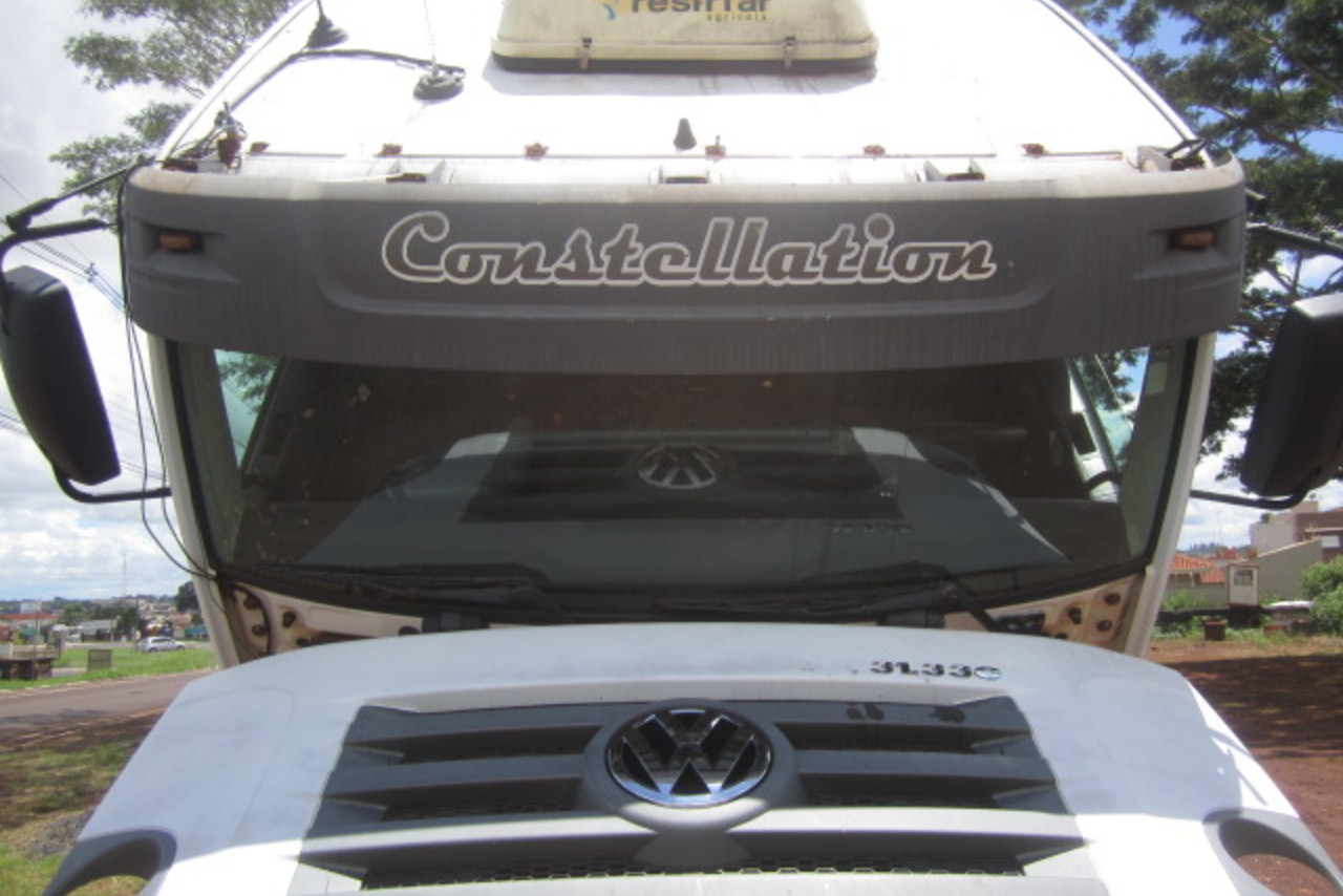 Volkswagen 31-330 E Constellation 6x4 - 14/15 16