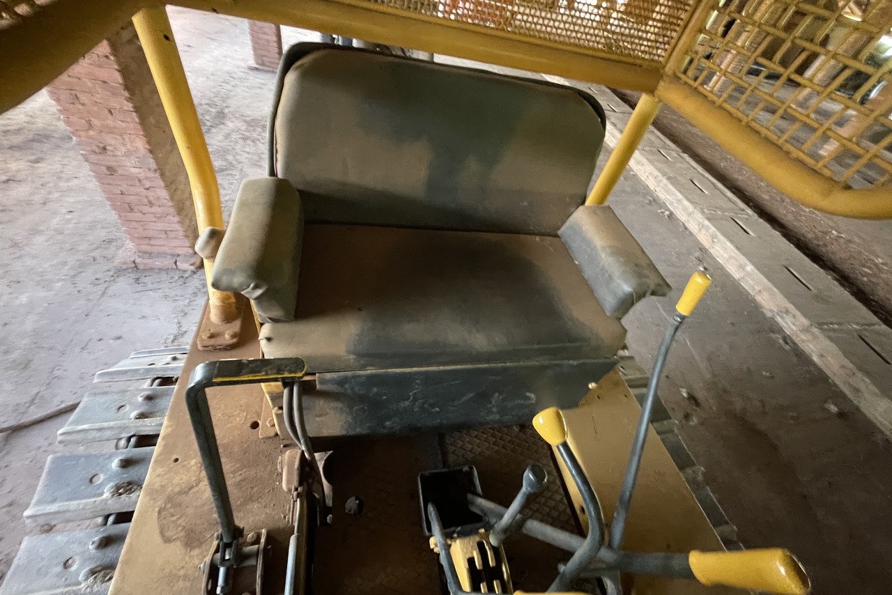 Fiatallis Fiatallis - 82/82 6