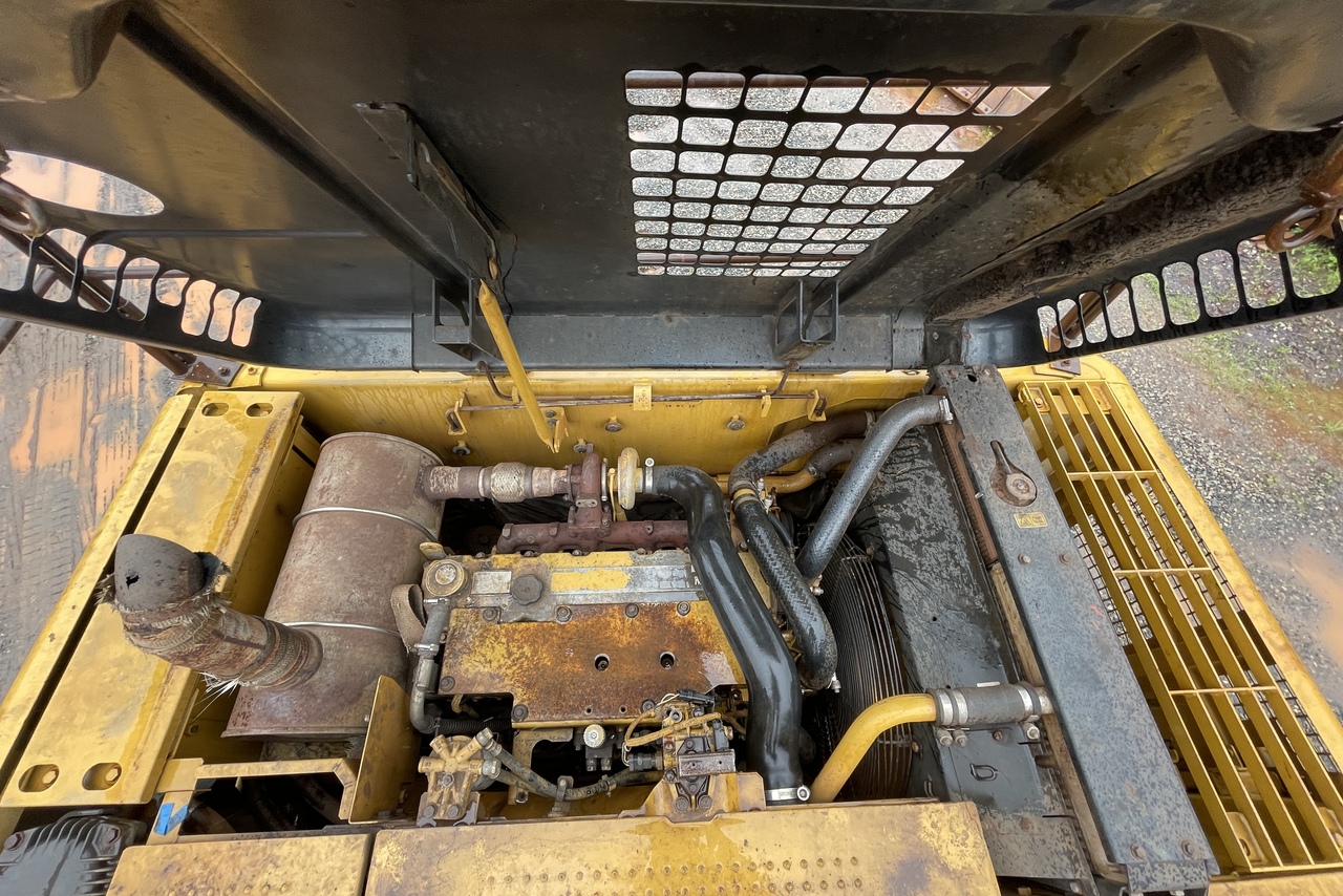 Caterpillar 323D - 13/13 11