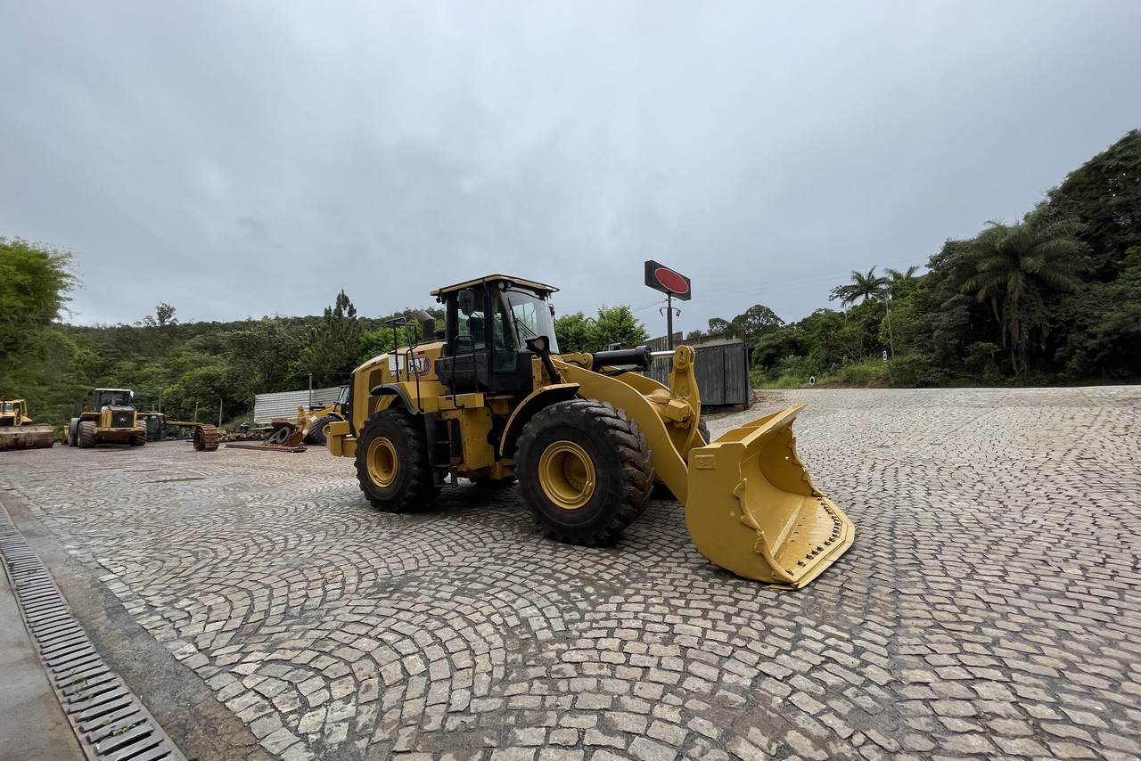 Caterpillar  966L - 22/22 4