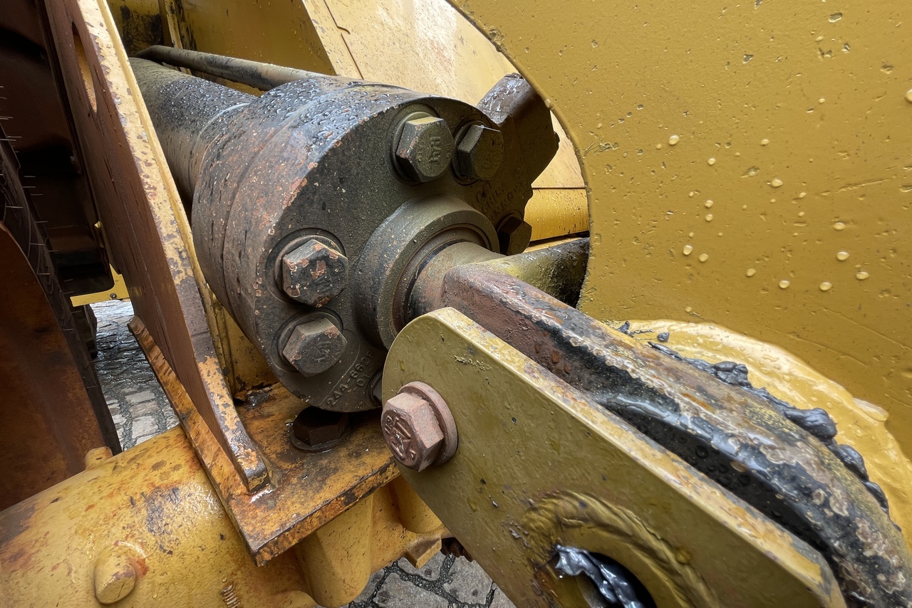 Caterpillar  966L - 22/22 16