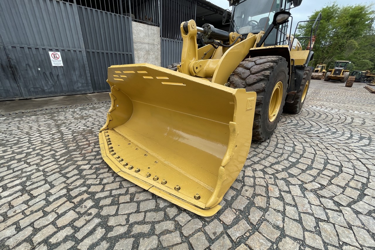 Caterpillar  966L - 22/22 20