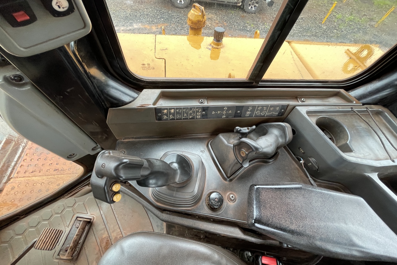 Caterpillar D8T - 20/20 6