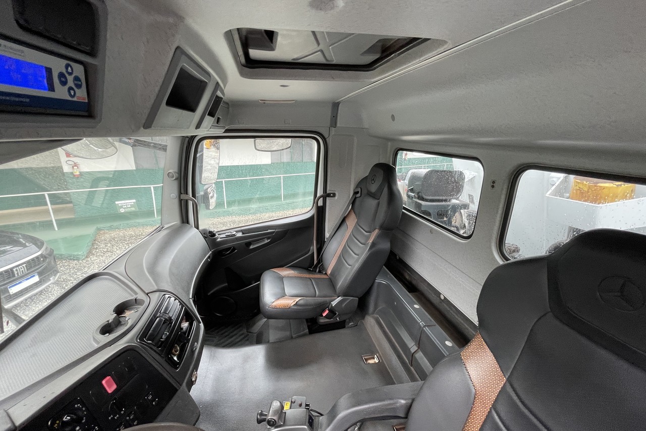 Mercedes Benz Axor 4144 - 21/21 6