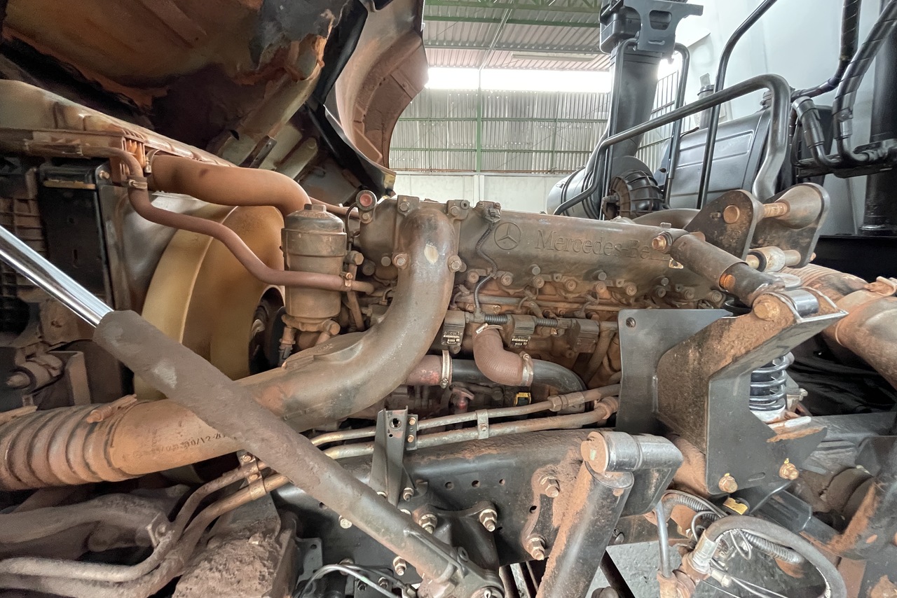 Mercedes Benz Axor 4144 - 21/21 11