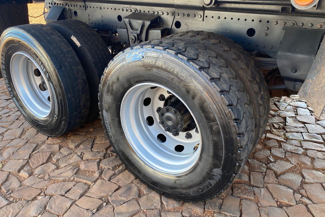 Mercedes Benz Atego 2428 - 11/11 11