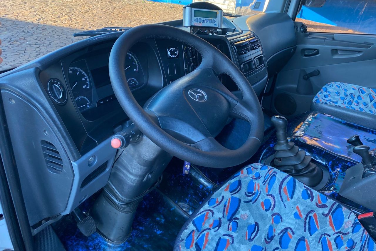 Mercedes Benz Atego 2428 - 11/11 15