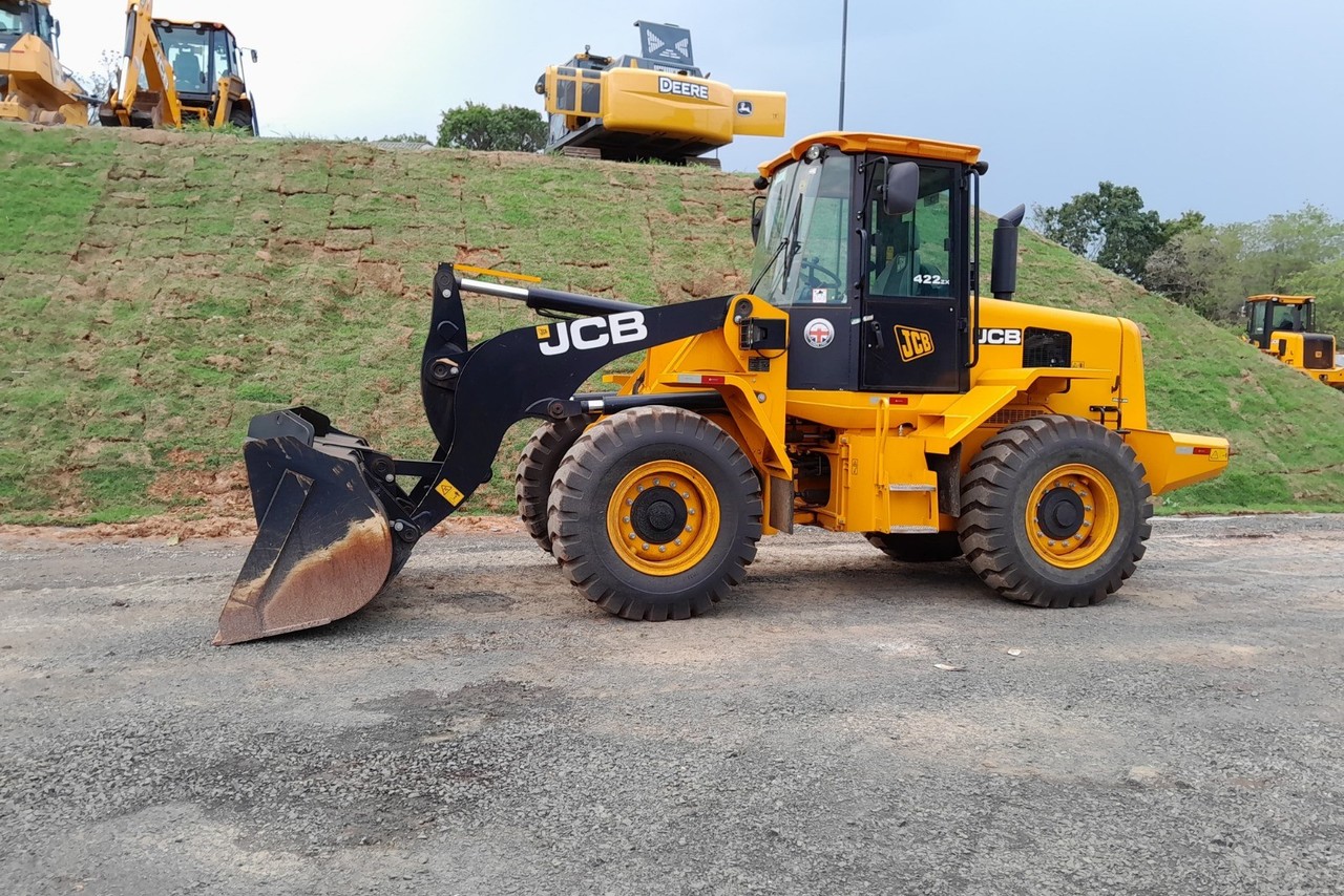JCB 422 ZX - 23/23 2