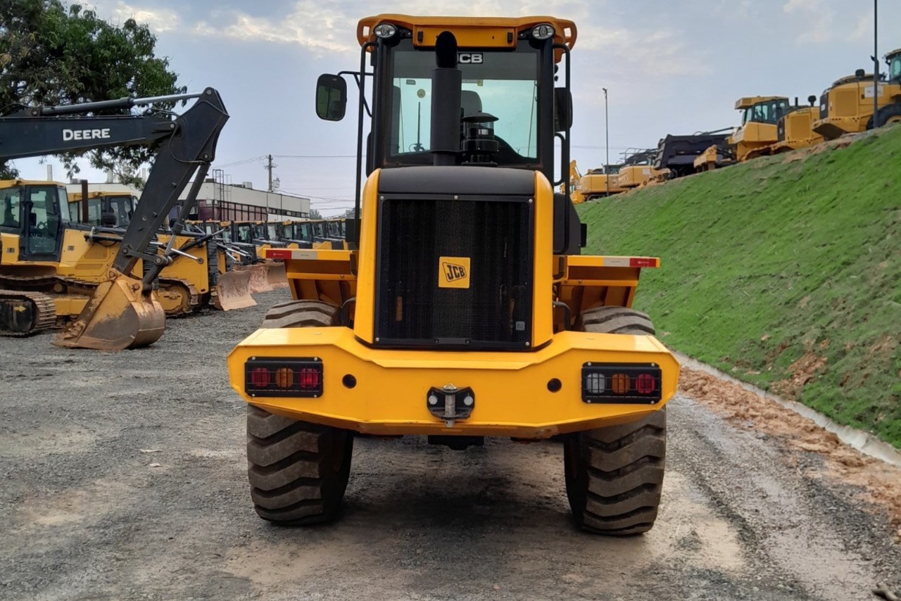 JCB 422 ZX - 23/23 4
