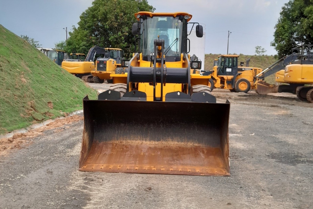 JCB 422 ZX - 23/23 8