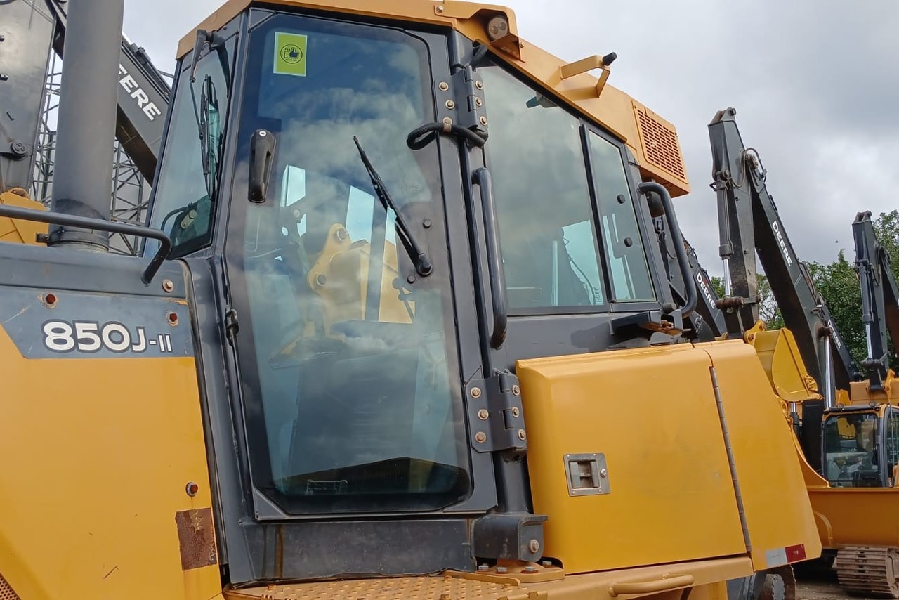 John Deere 850J - 22/22 6