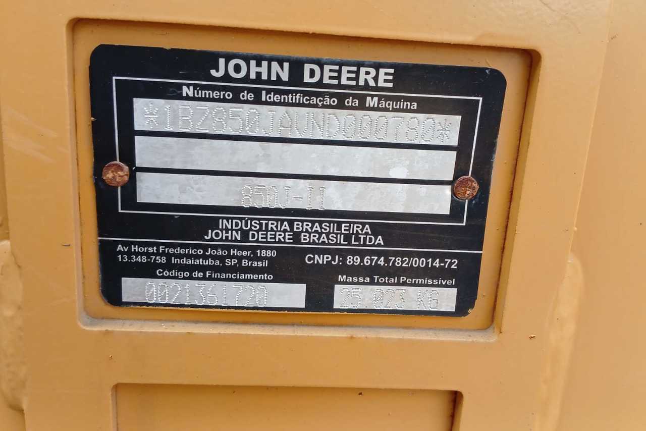 John Deere 850J - 22/22 8