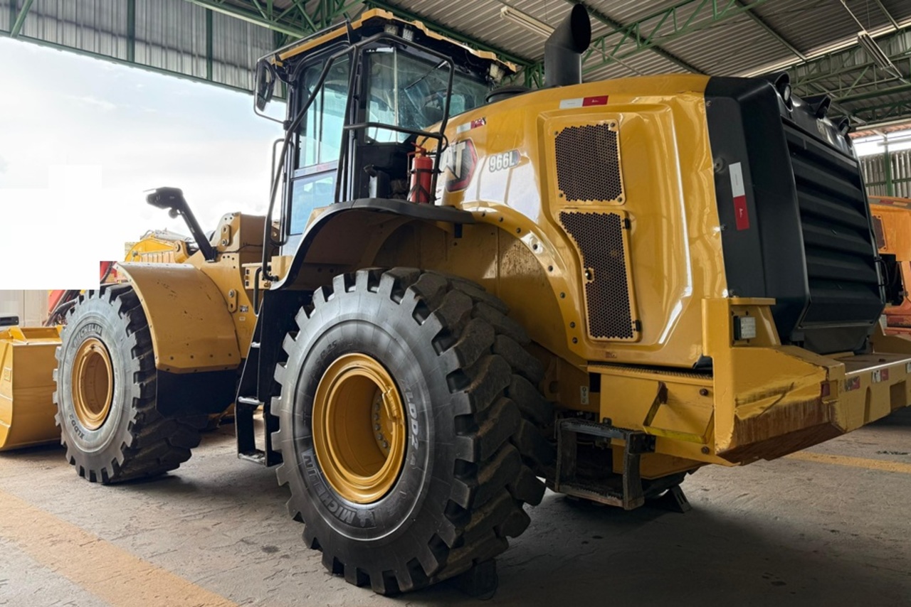 Caterpillar  966L - 22/22 9