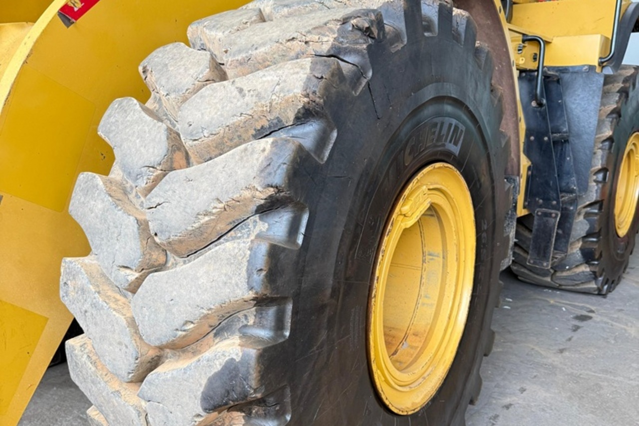 Caterpillar  966L - 22/22 11