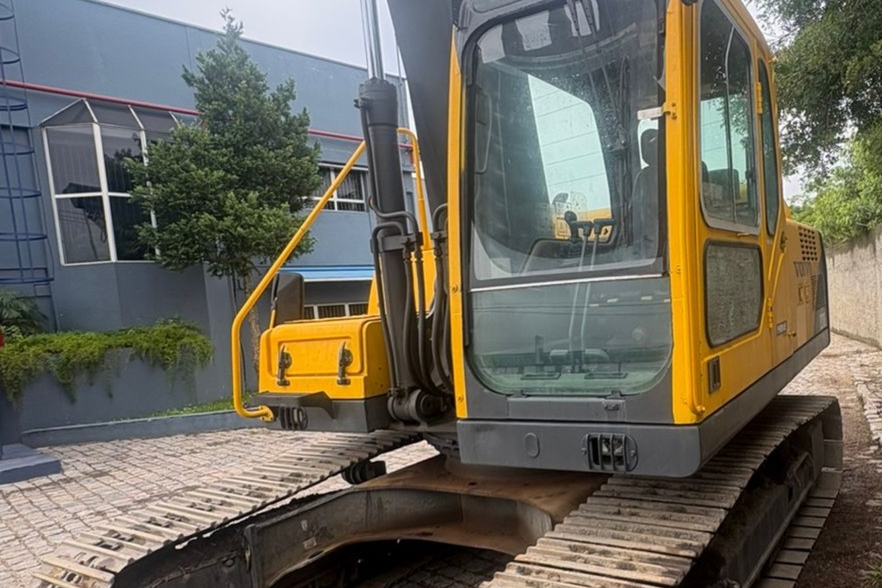 Volvo EC210BLC - 11/11 4
