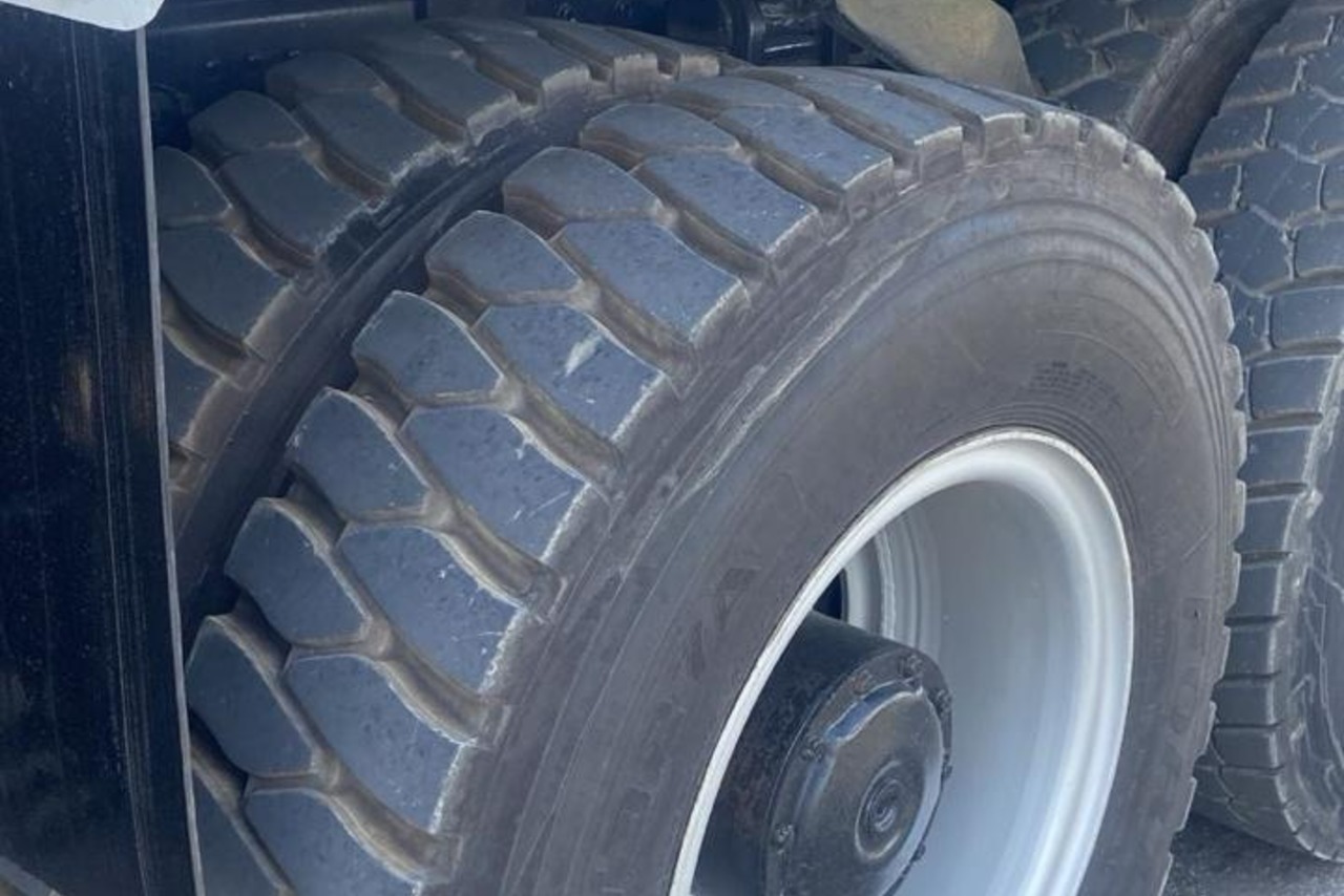Mercedes Benz MB 4144 - 21/21 7
