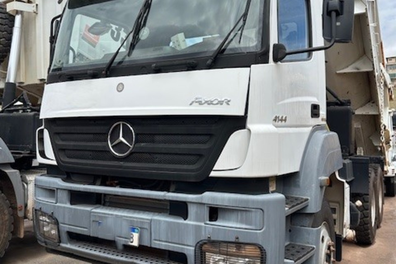 Mercedes Benz MB 4144 - 14/14 5