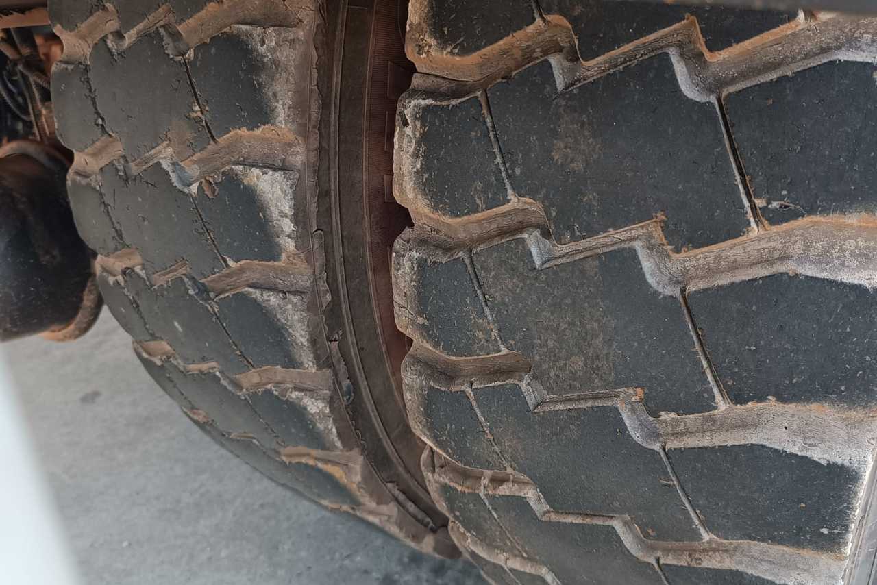 Volkswagen 17-260 E Constel. 4x2 - 22/23 4