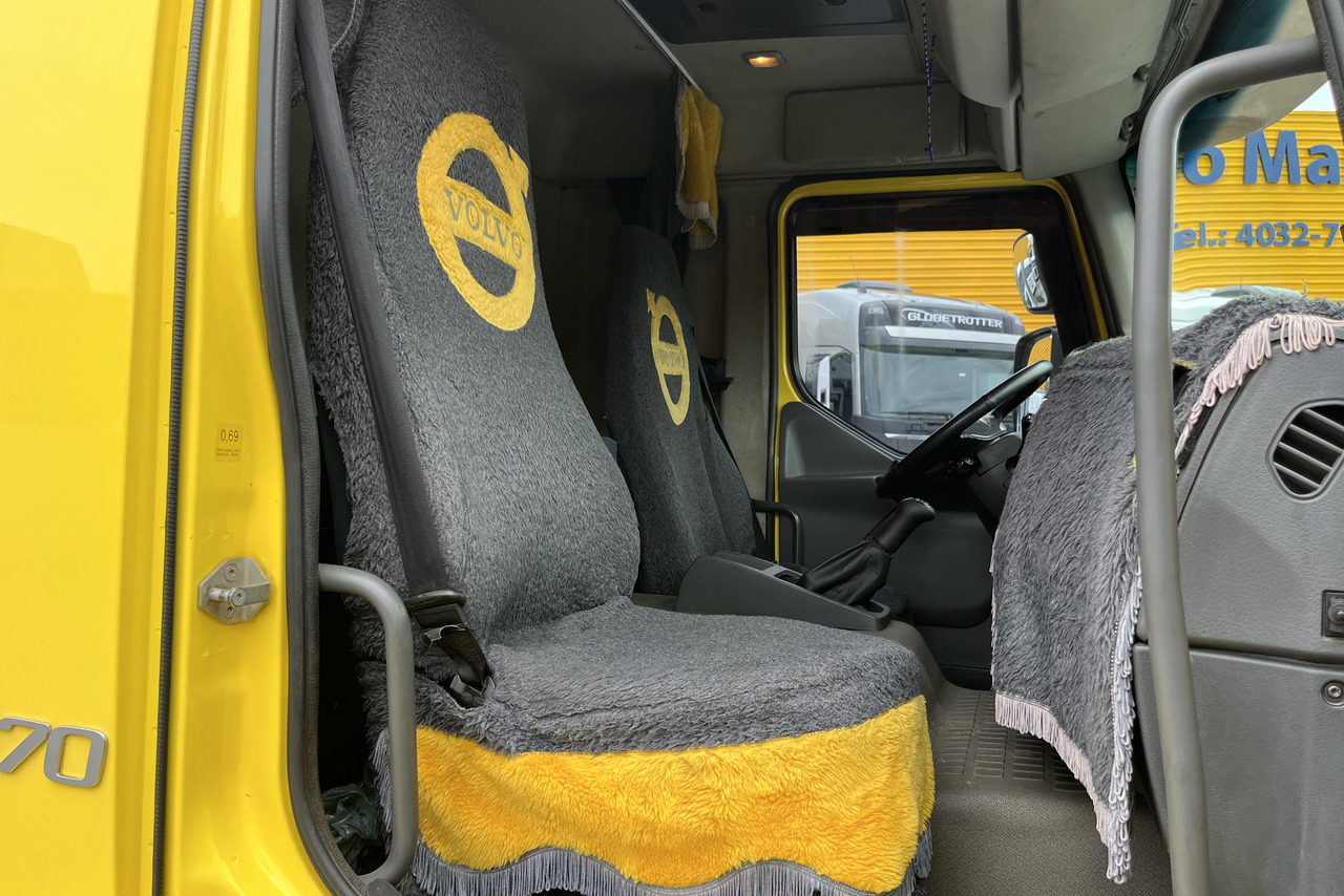 Volvo VM 270 - 14/15 10