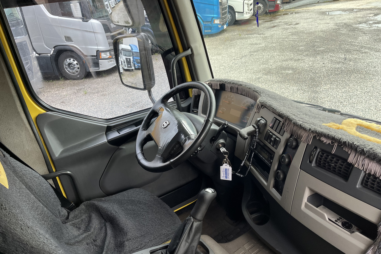Volvo VM 270 - 14/15 11