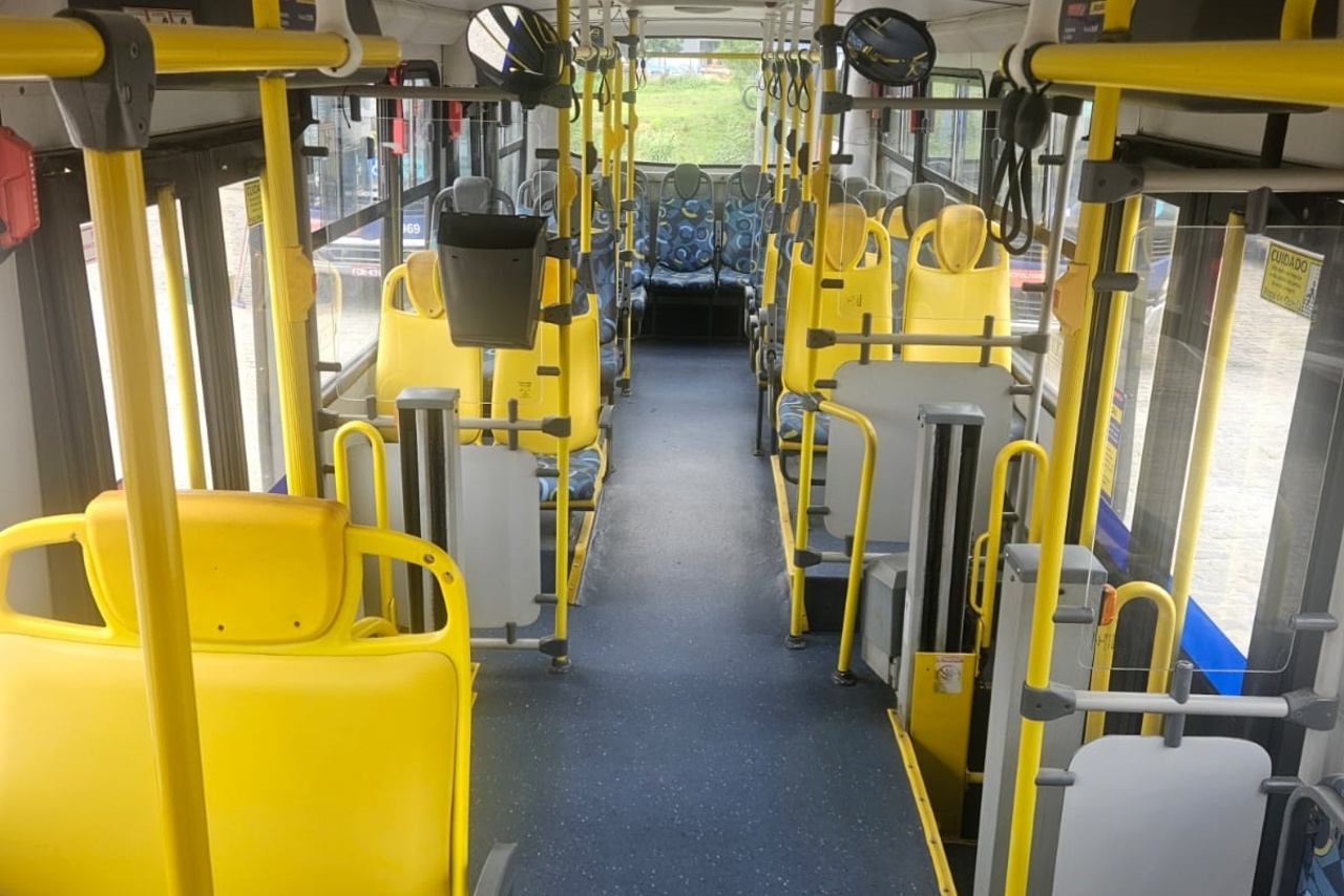 Mercedes Benz Urbano - 15/15 7