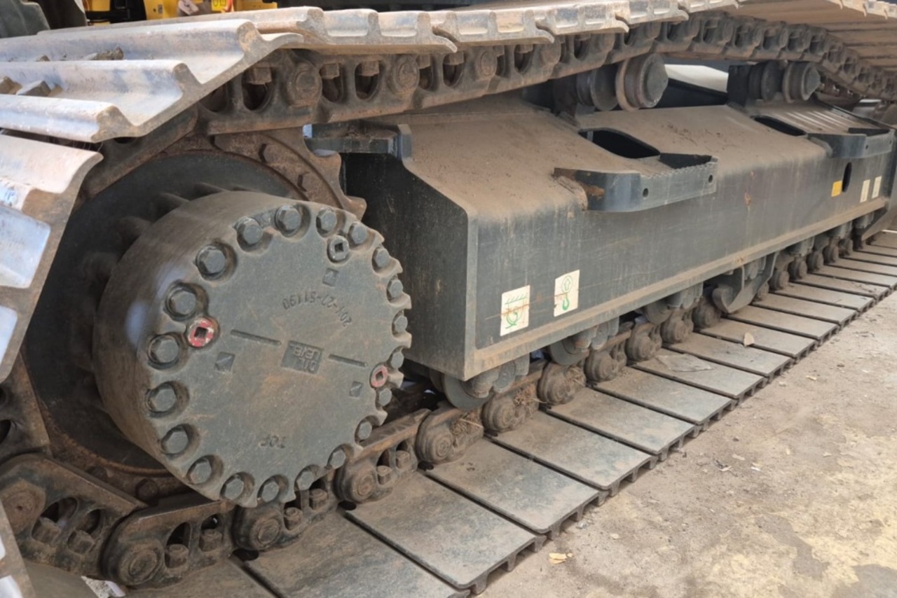 Komatsu PC210 - 22/23 7