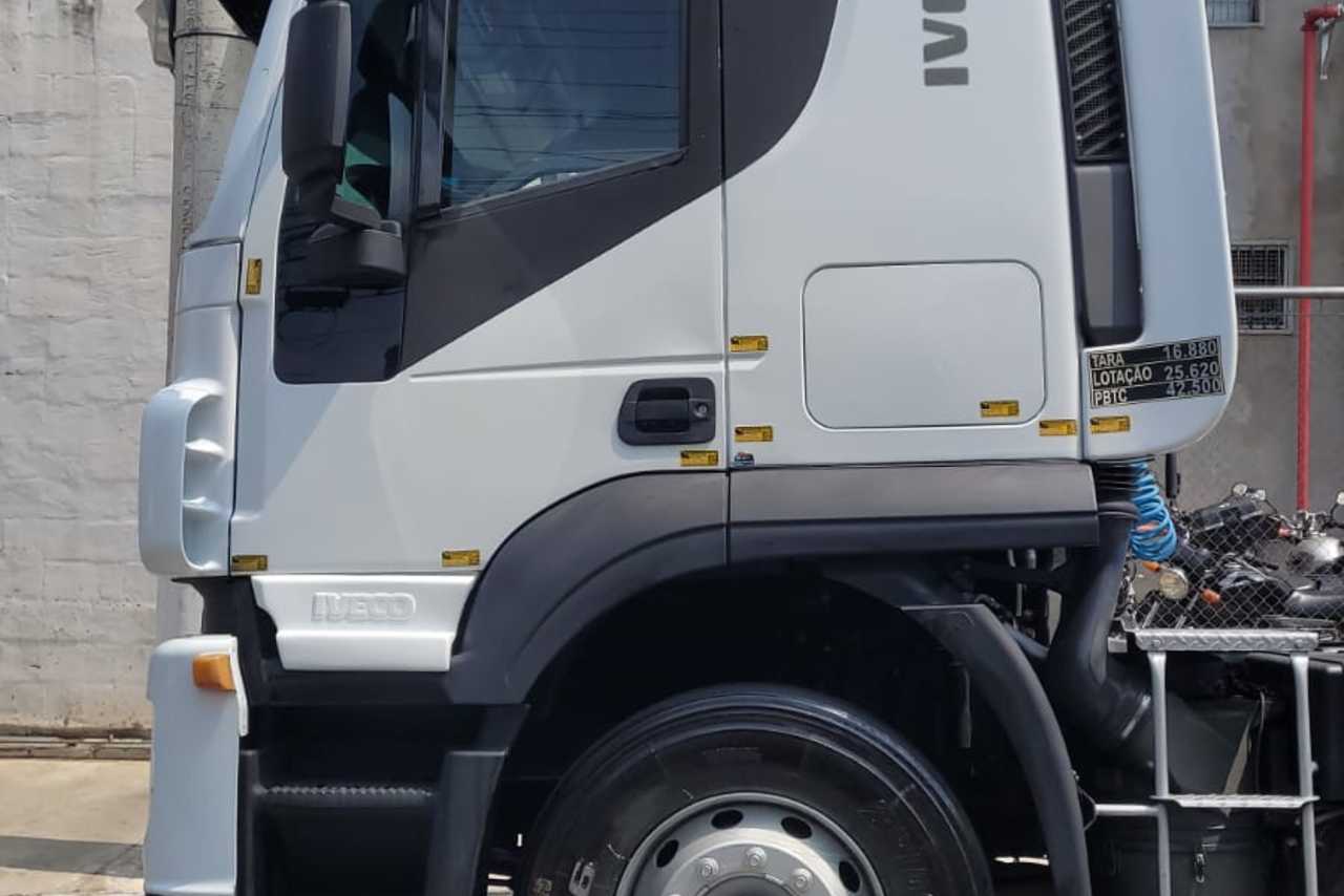 Iveco Stralis 360 - 15/15 9
