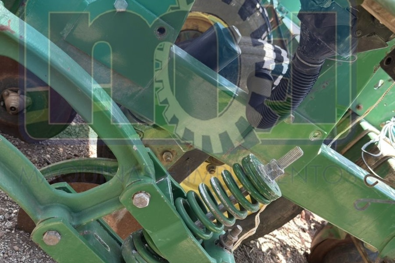 John Deere 2117 - 14/14 10