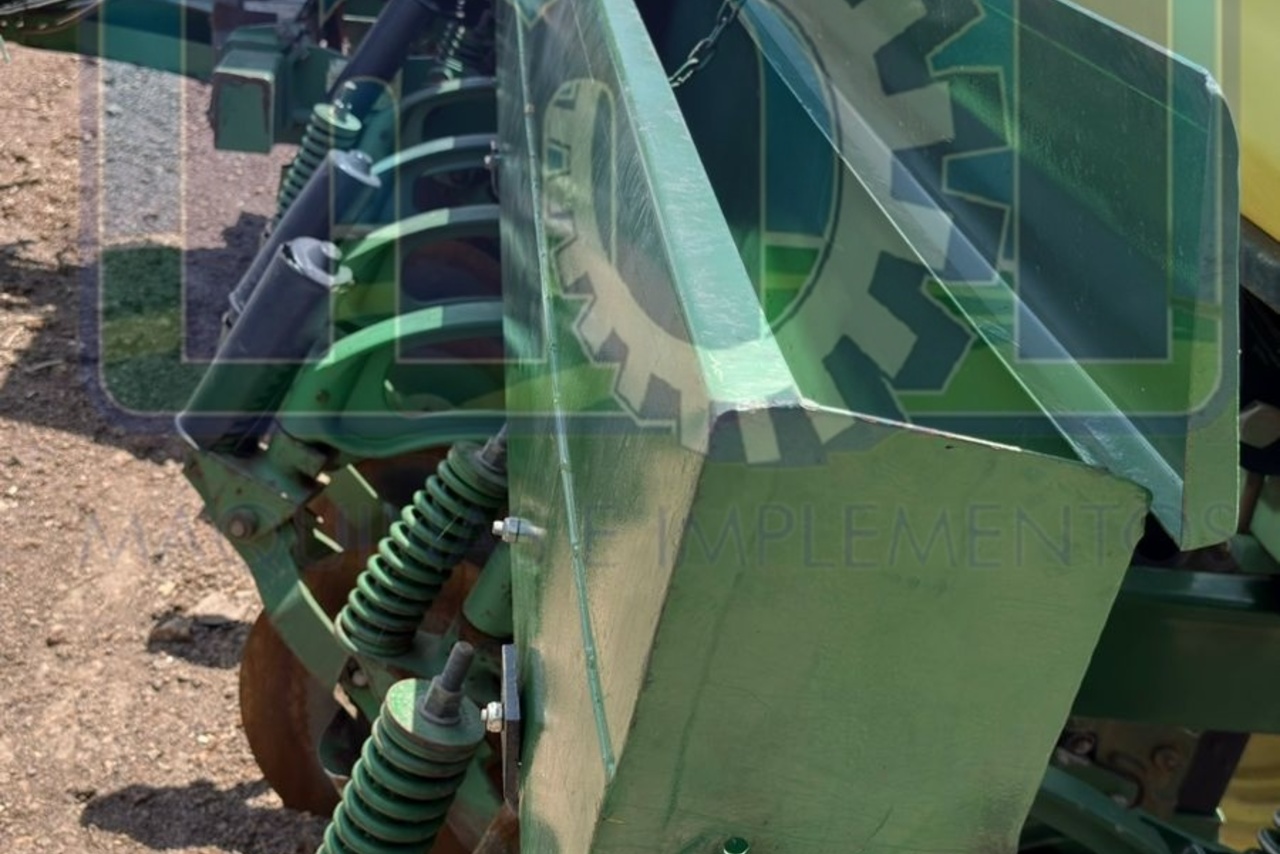 John Deere 2117 - 14/14 11