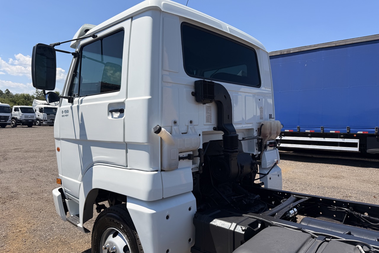 Volkswagen 8 150 - 06/06 6