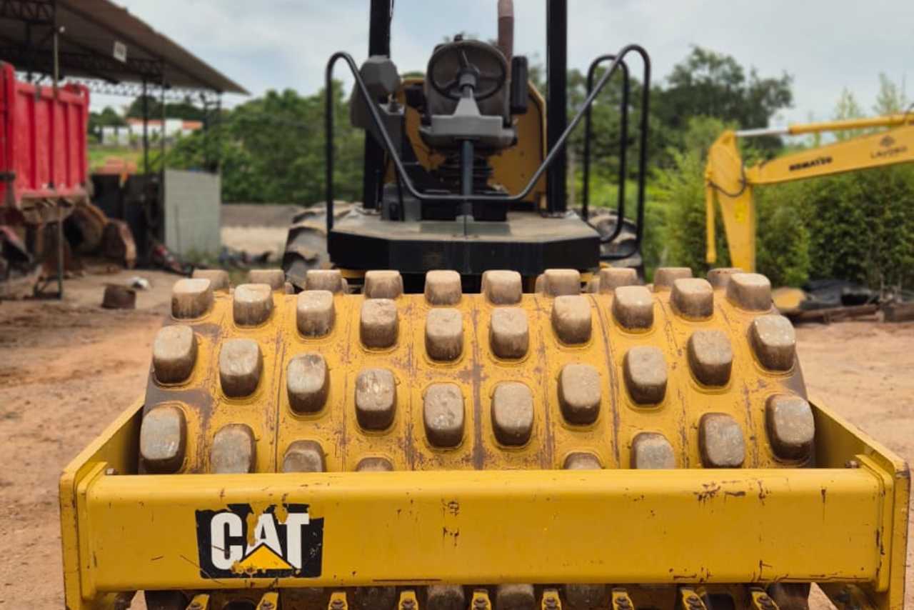 Caterpillar CP54B - 15/15 2