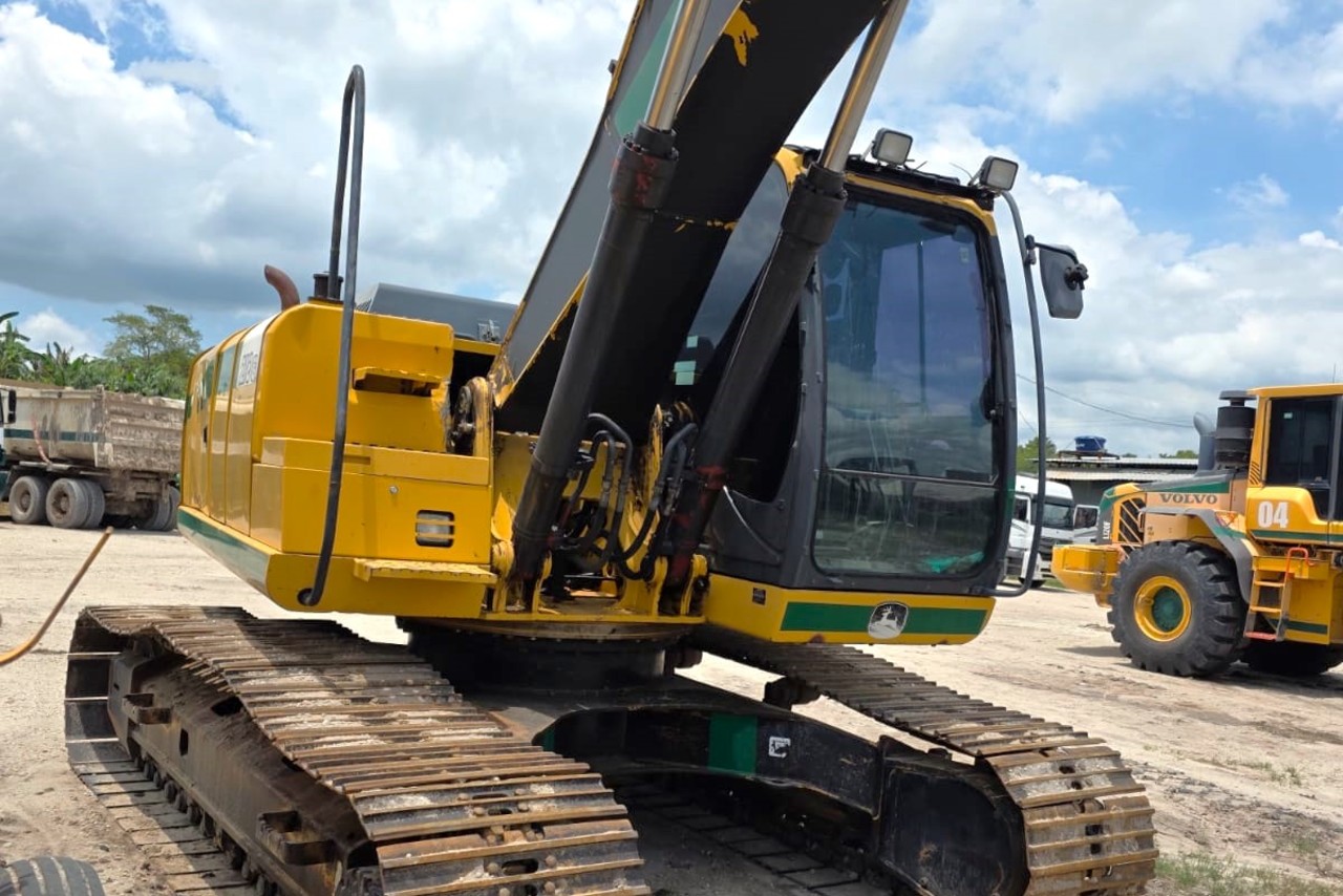 John Deere Hidráulica 210G - 15/15 4