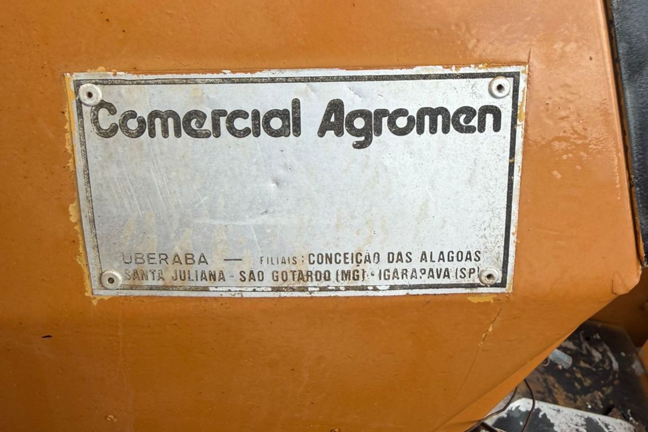 Massey Ferguson  MF86 - 80/80 9