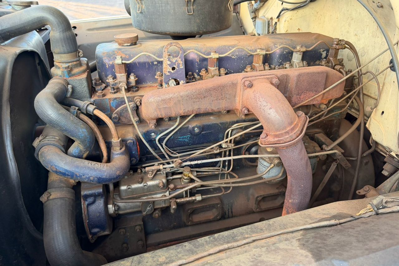 Chevrolet D60 - 80/80 6