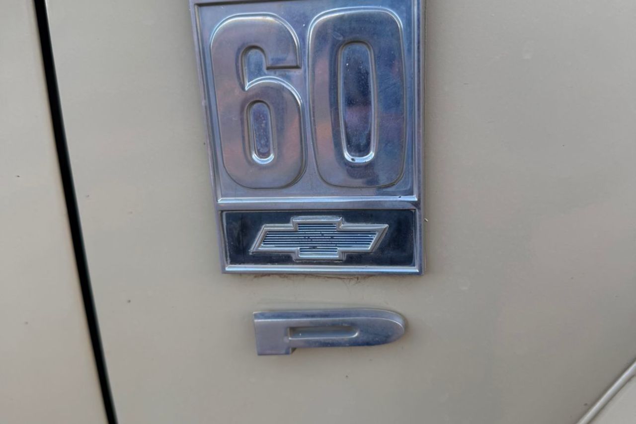 Chevrolet D60 - 80/80 11
