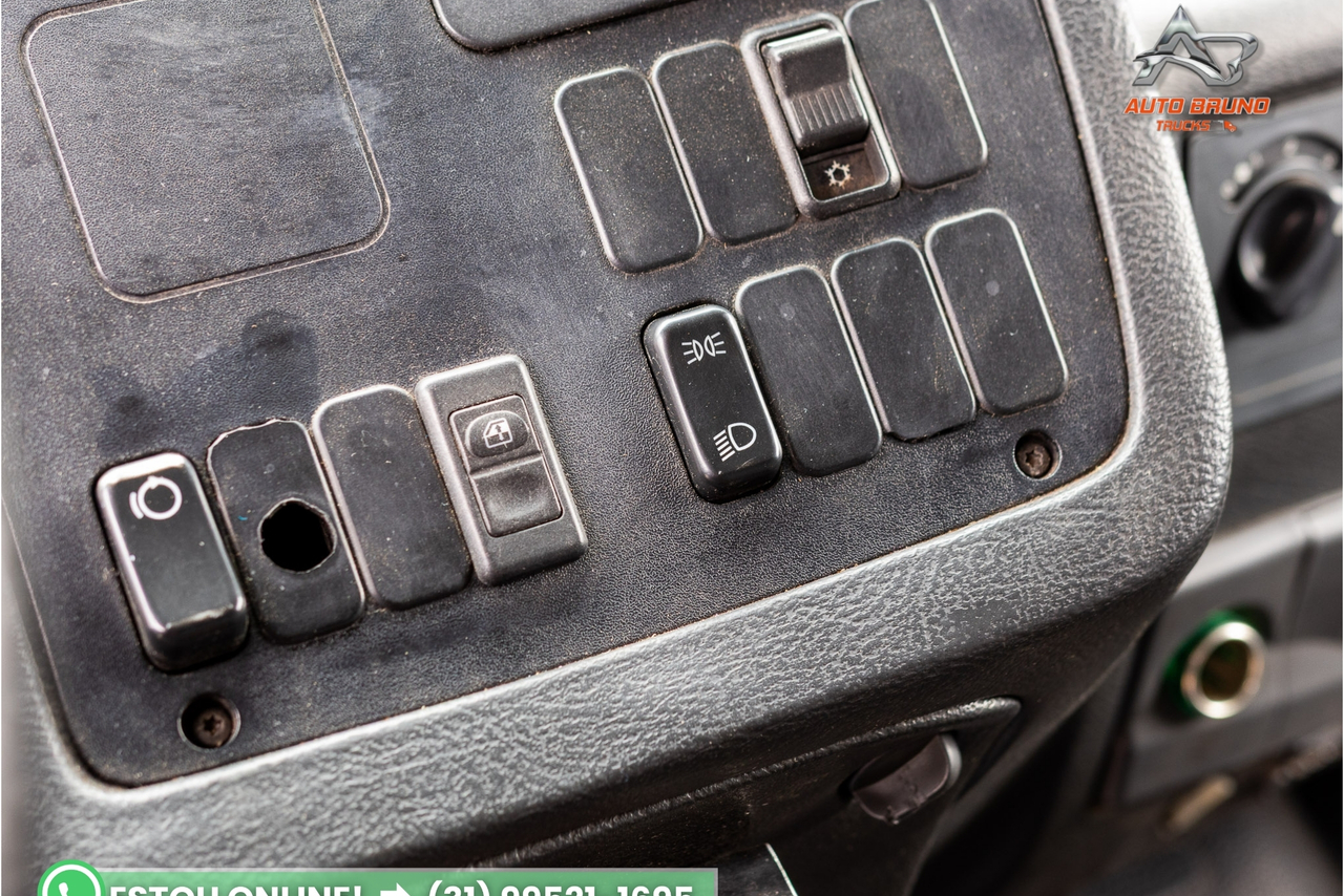 Mercedes Benz MB 2324 - 13/13 18