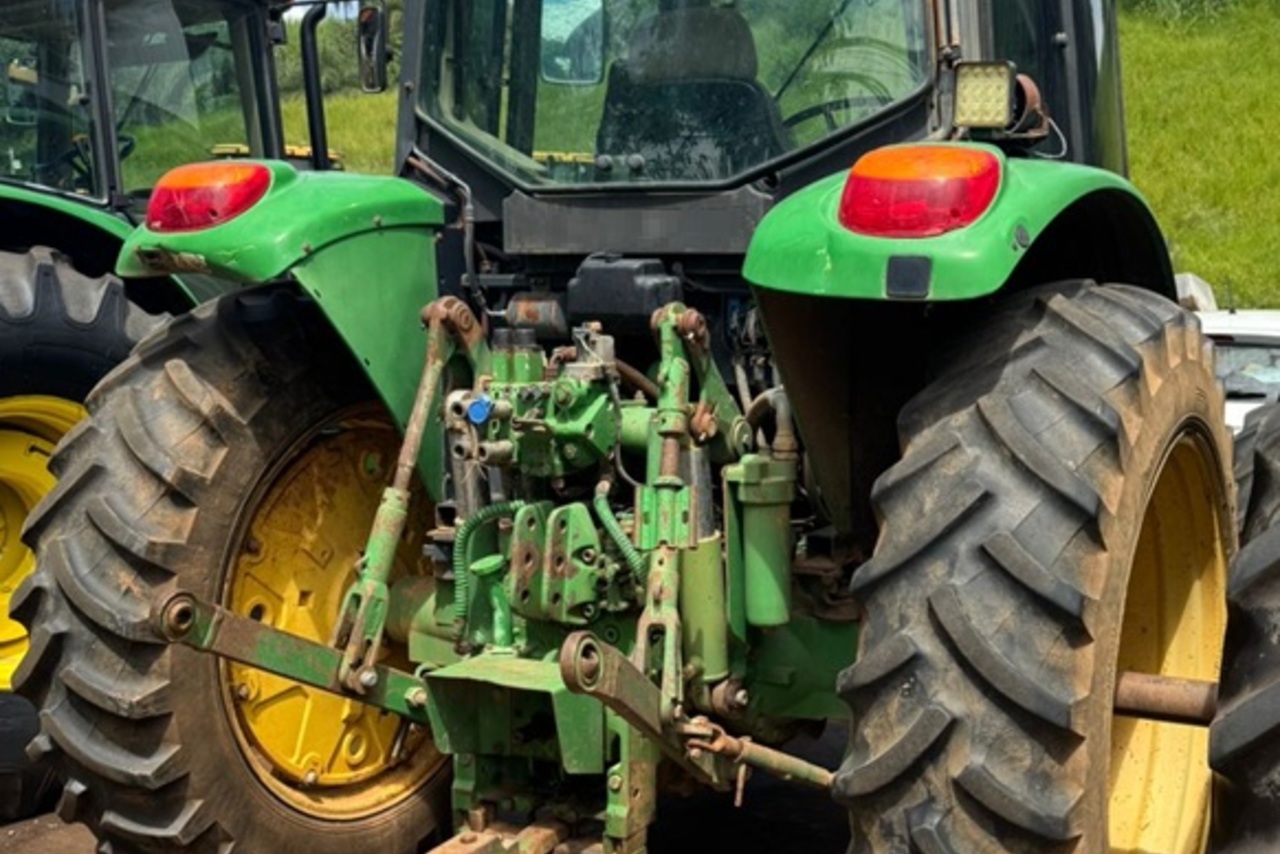 John Deere 6125J - 11/11 3
